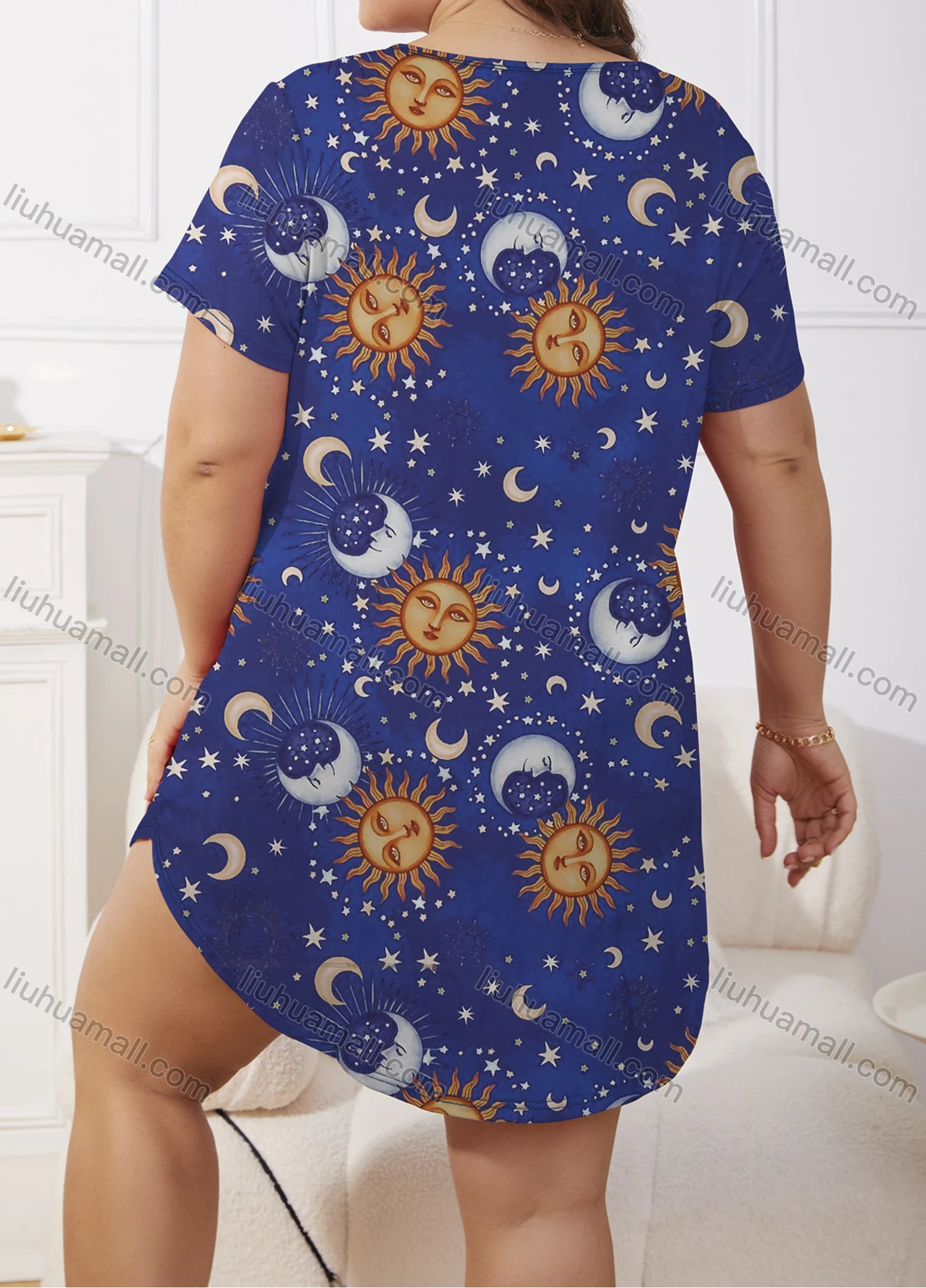 Wholesale Women's Milk Silk Allover Print Star Short Sleeve Crew Neck Curved Hem Lounge Short Nightdress DM1302-05# - Liuhuamall
