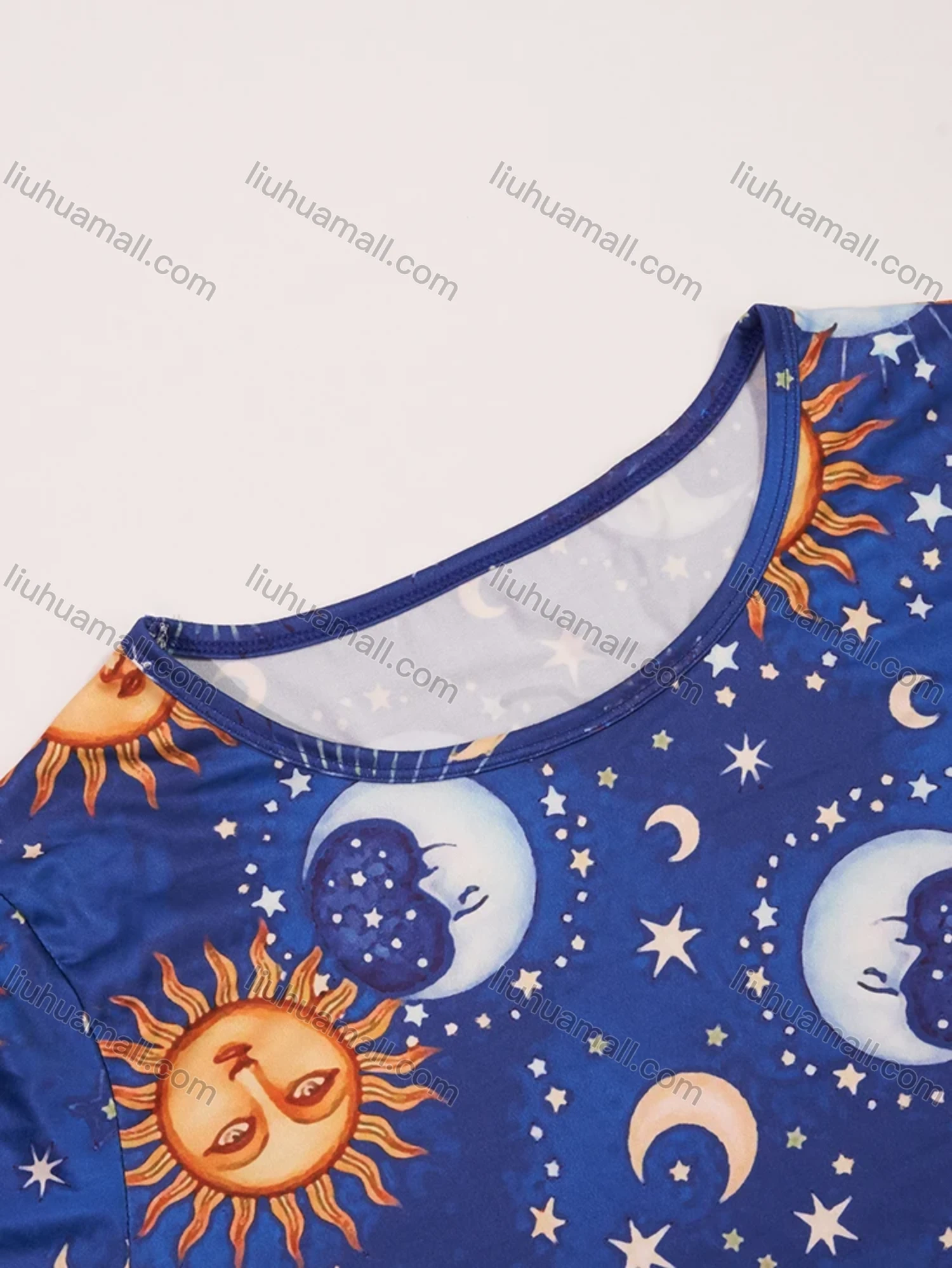 Wholesale Women's Milk Silk Allover Print Star Short Sleeve Crew Neck Curved Hem Lounge Short Nightdress DM1302-05# - Liuhuamall