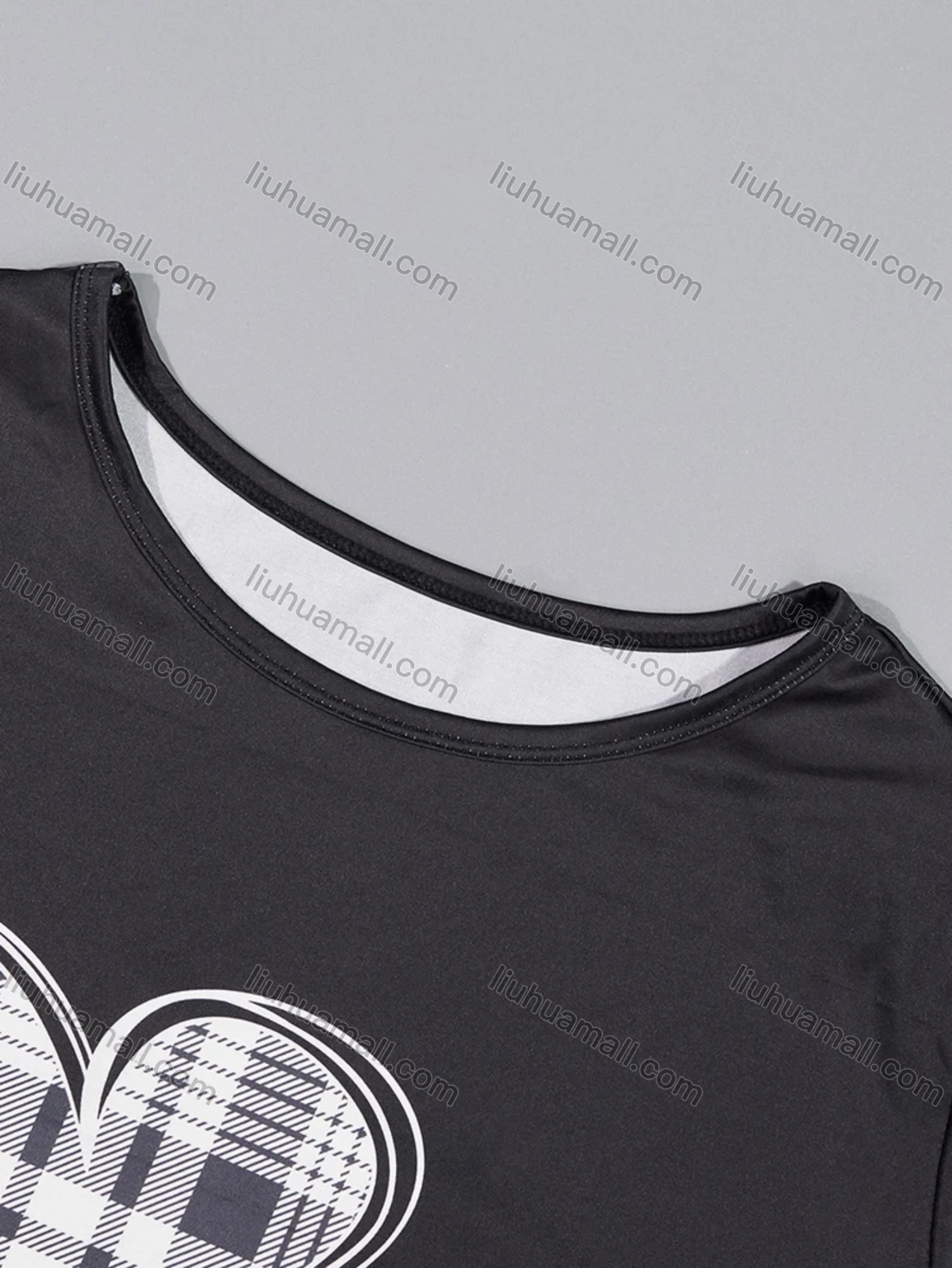 Wholesale Women's Lounge Milk Silk Heart Plaid Print Short Sleeve T-shirt & Capris Pant Pajamas Sets DM2316# - Liuhuamall