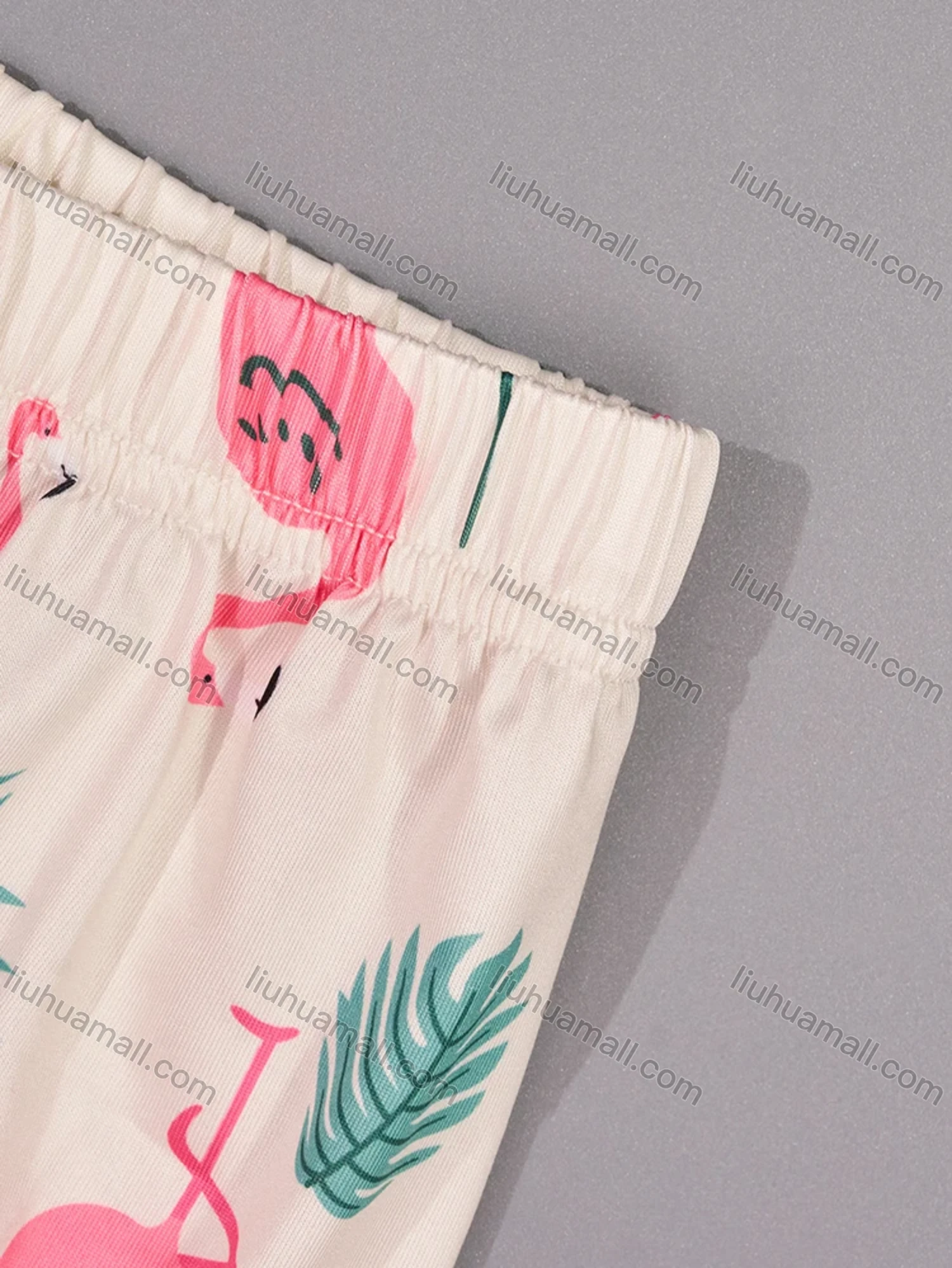 Wholesale Women's Lounge Milk Silk Animal Leaf Print Short Sleeve T-shirt & Capris Pant Pajamas Sets DM2316-02# - Liuhuamall