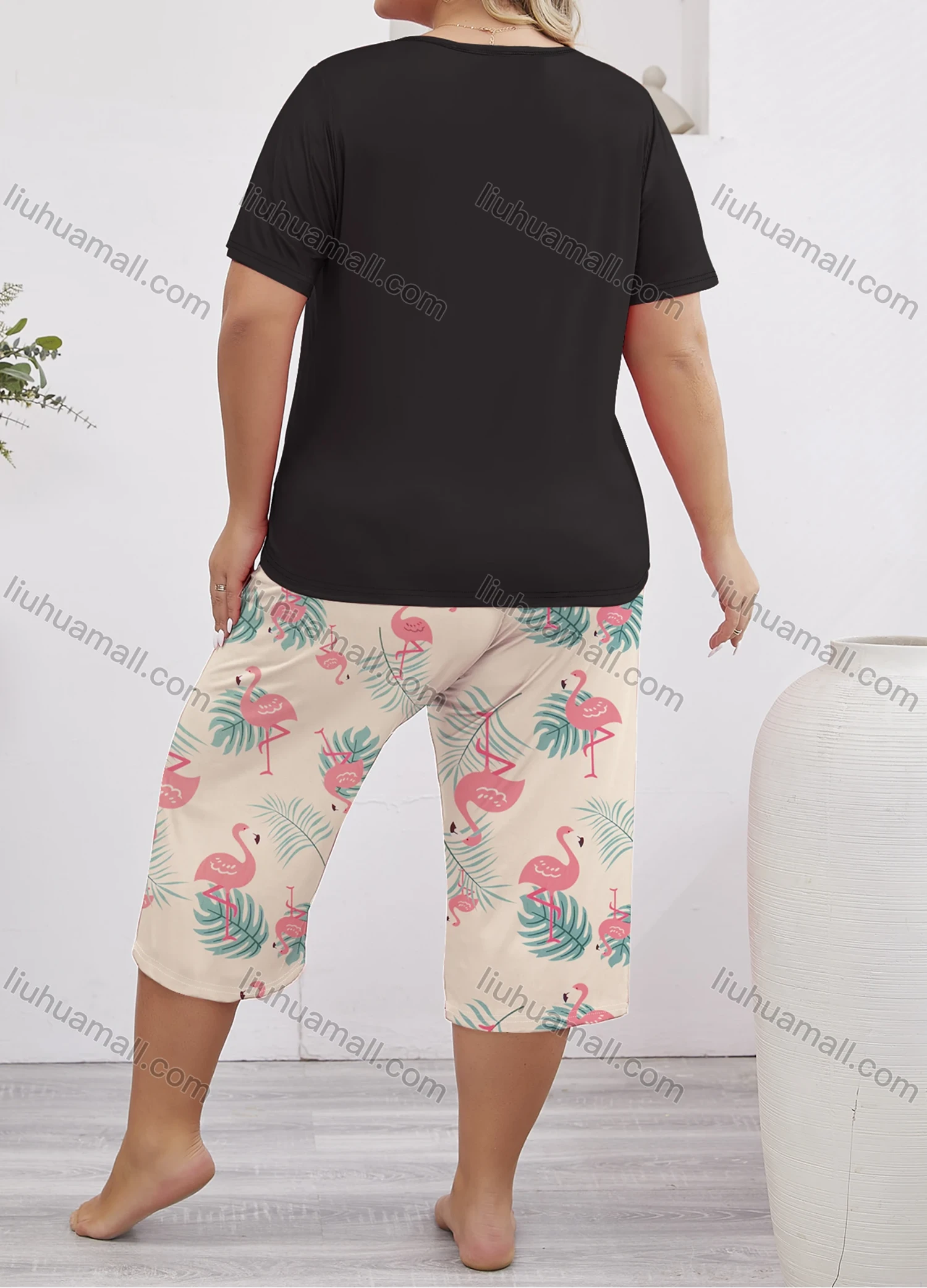 Wholesale Women's Lounge Milk Silk Animal Leaf Print Short Sleeve T-shirt & Capris Pant Pajamas Sets DM2316-02# - Liuhuamall