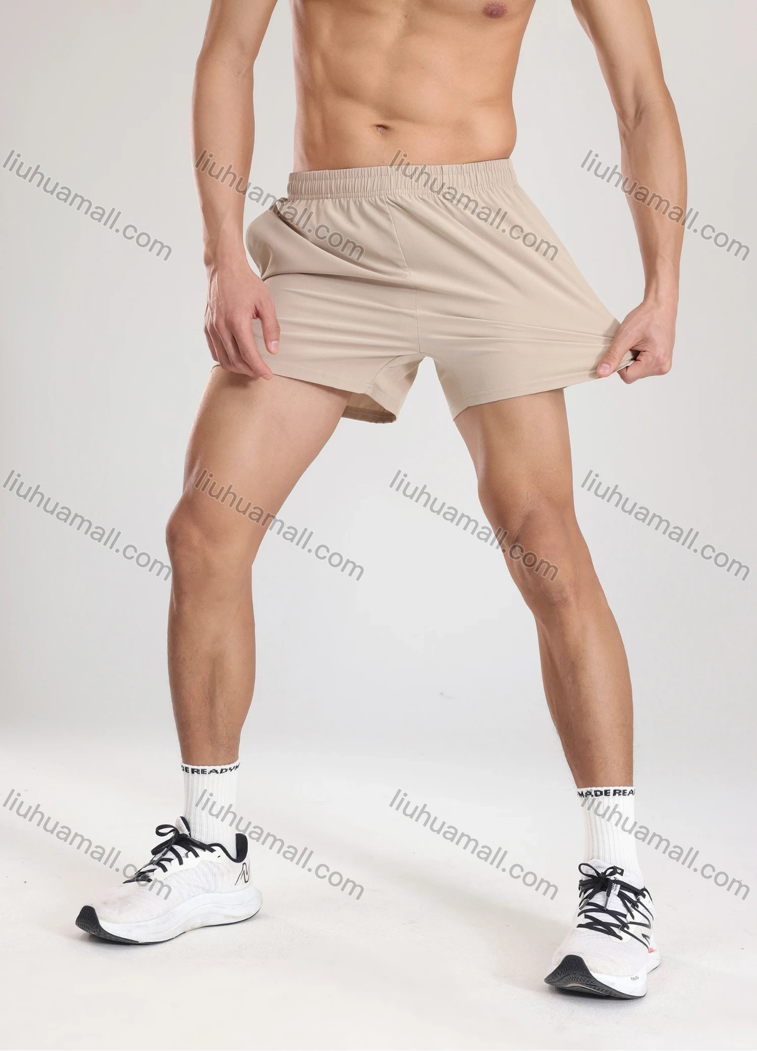 Wholesale Men's Athletic Workout Plain Zipper Pockets Elastic Waist Shorts 62223# - Liuhuamall