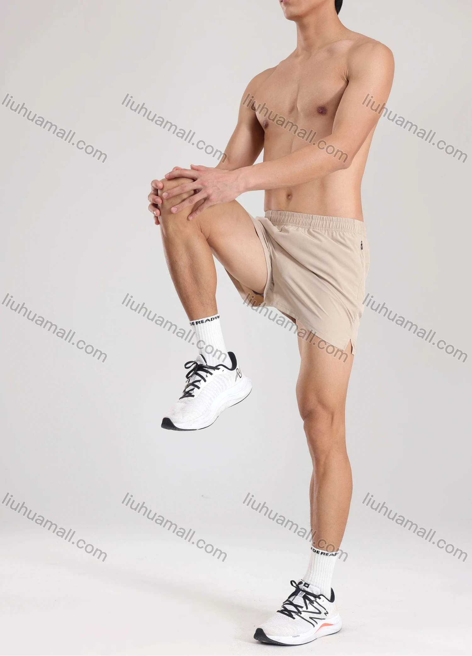 Wholesale Men's Athletic Workout Plain Zipper Pockets Elastic Waist Shorts 62223# - Liuhuamall