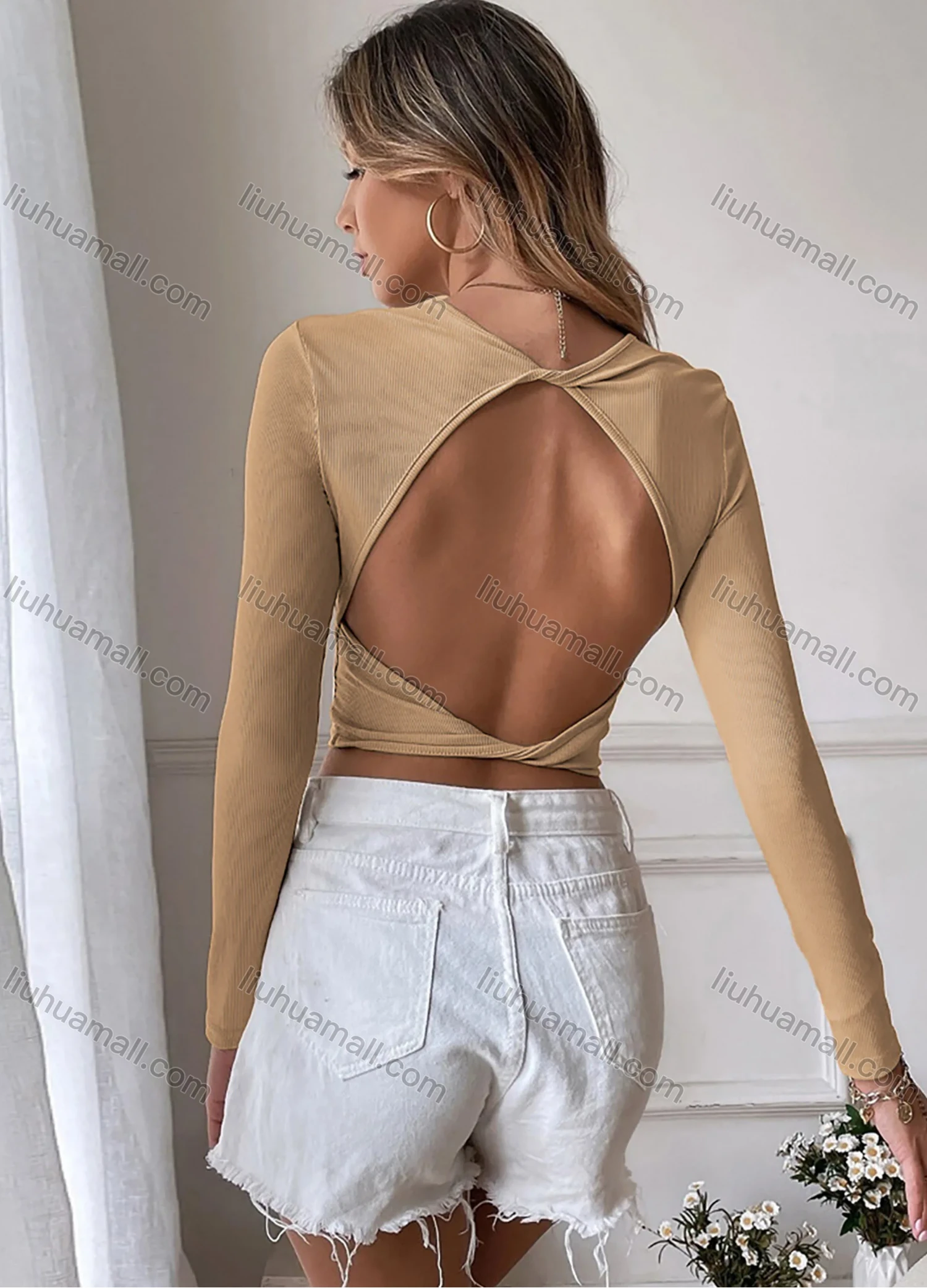 Wholesale Women's Casual Plain Crew Neck Long Sleeve Cutout Back Twist Slim Fit Knit Crop Tee - Liuhuamall