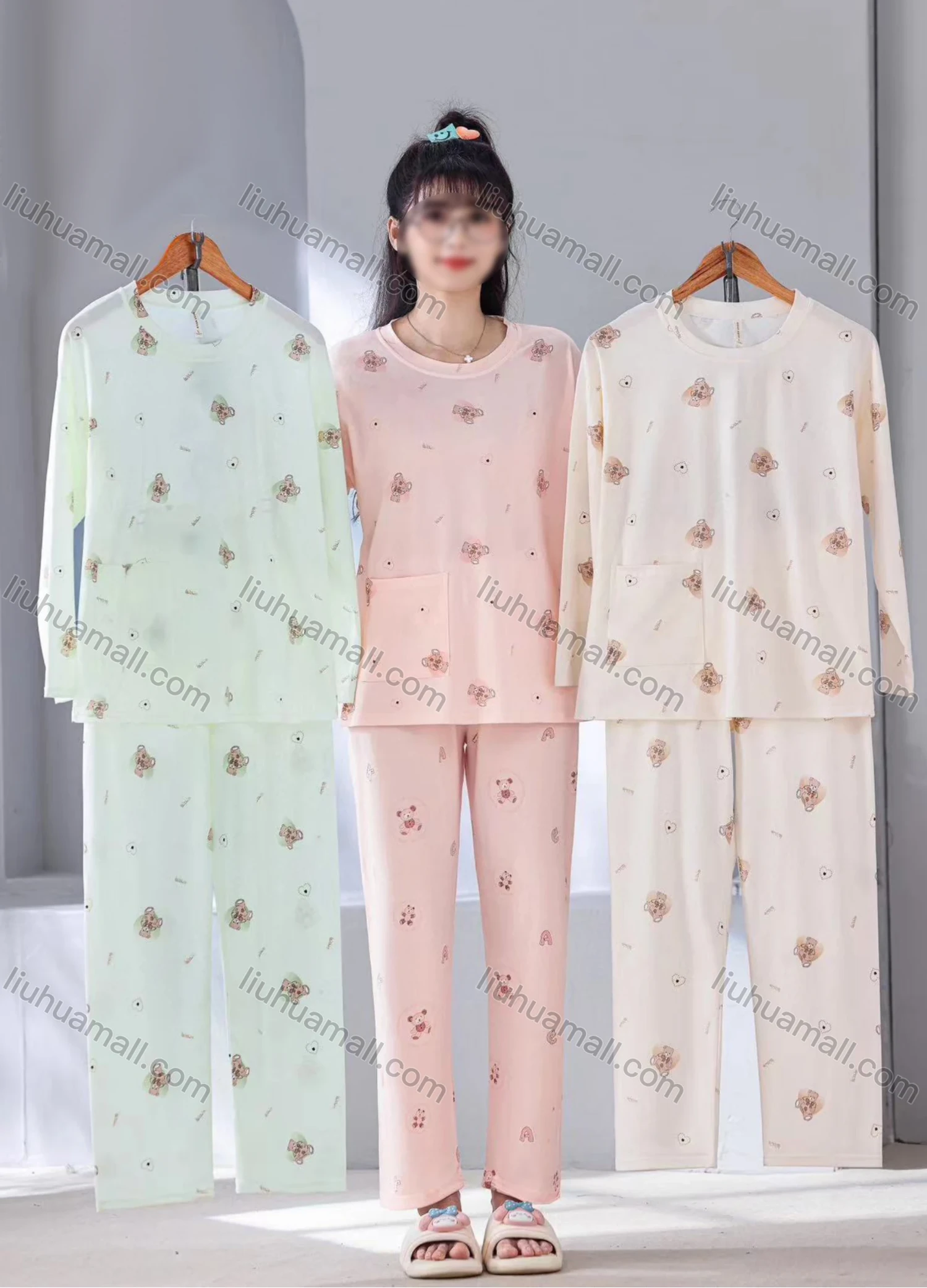 Wholesale Women's Comfy Cartoon Heart Print Crew Neck Pocket Long Sleeve Lounge Pajamas 2 Piece Set 2533-3# - Liuhuamall