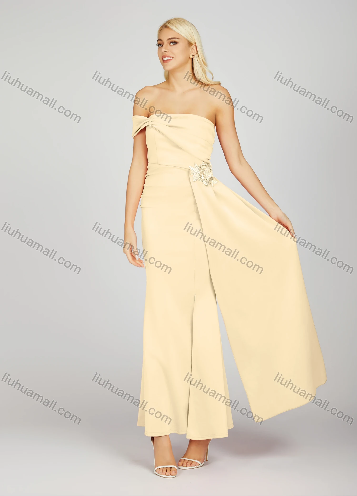 Wholesale Women's Glamorous Plain Ruched Sequin Beaded Decor Split Hem Maxi Evening Dress 7023# - Liuhuamall