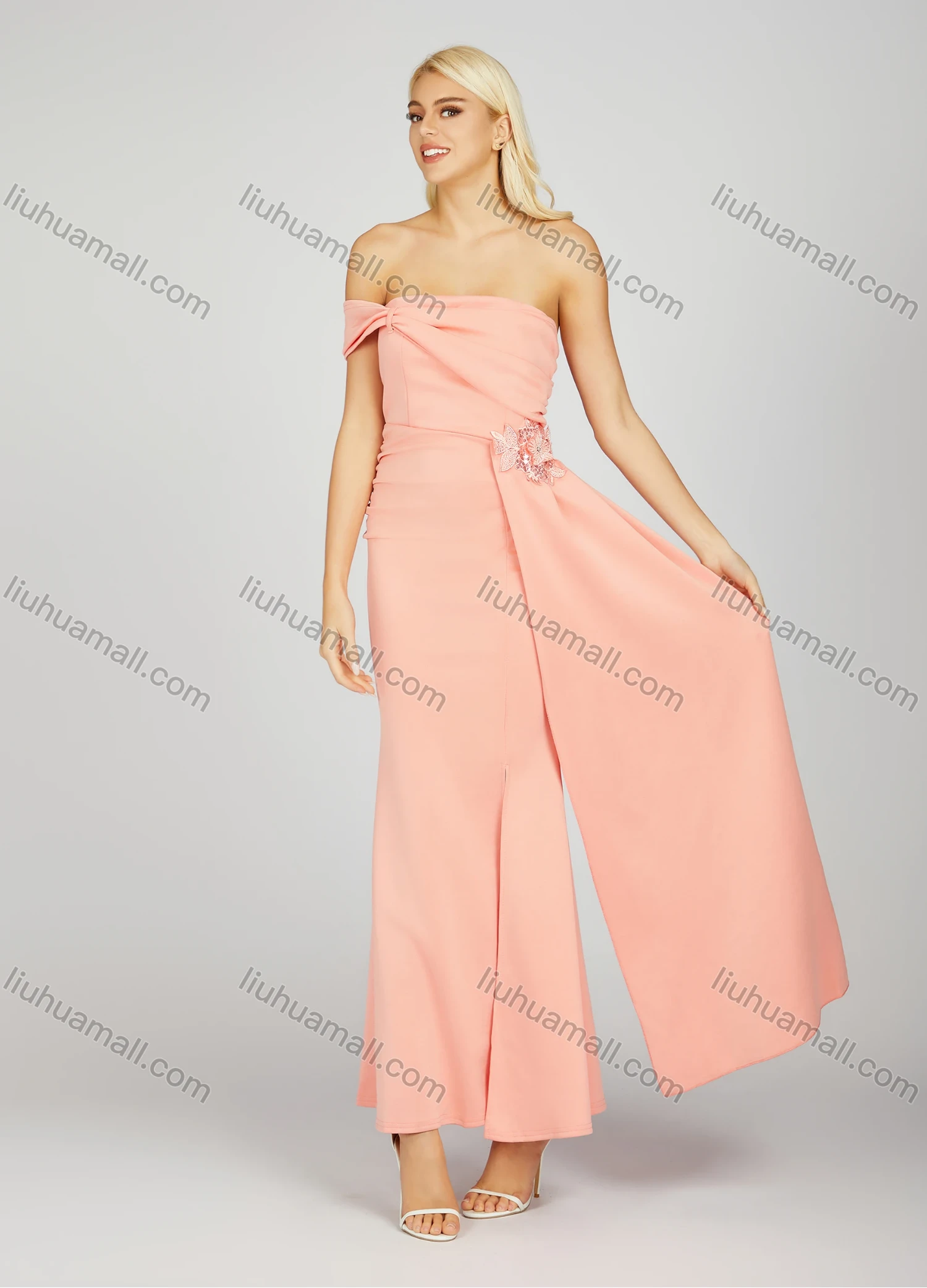 Wholesale Women's Glamorous Plain Ruched Sequin Beaded Decor Split Hem Maxi Evening Dress 7023# - Liuhuamall