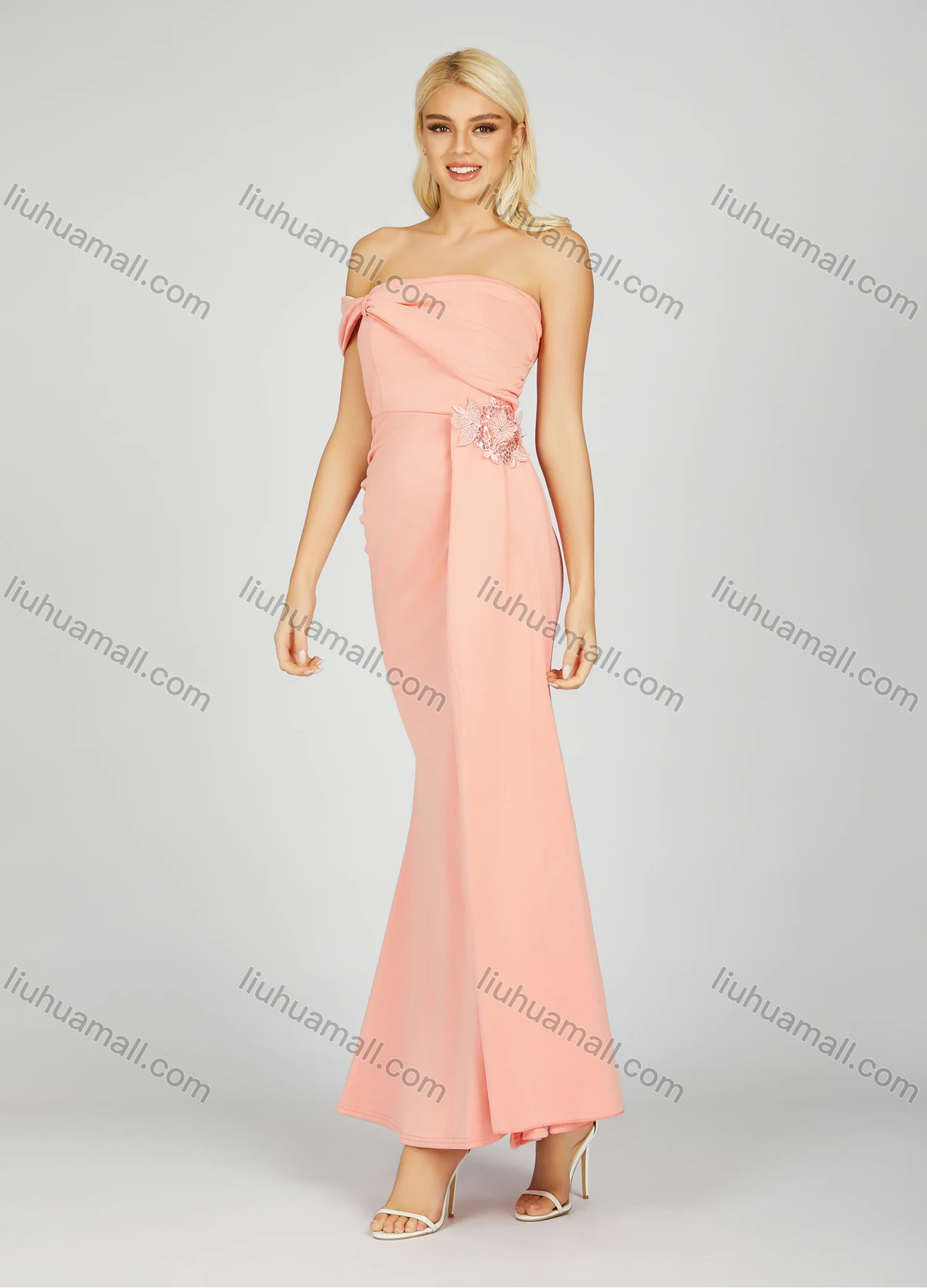Wholesale Women's Glamorous Plain Ruched Sequin Beaded Decor Split Hem Maxi Evening Dress 7023# - Liuhuamall
