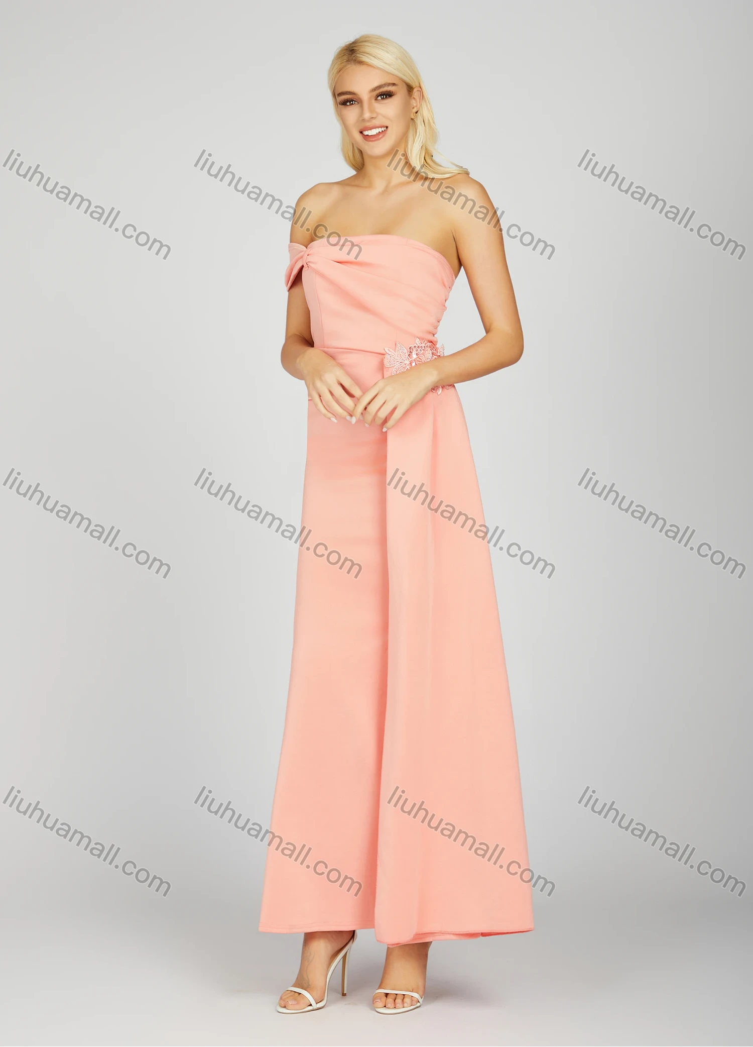 Wholesale Women's Glamorous Plain Ruched Sequin Beaded Decor Split Hem Maxi Evening Dress 7023# - Liuhuamall
