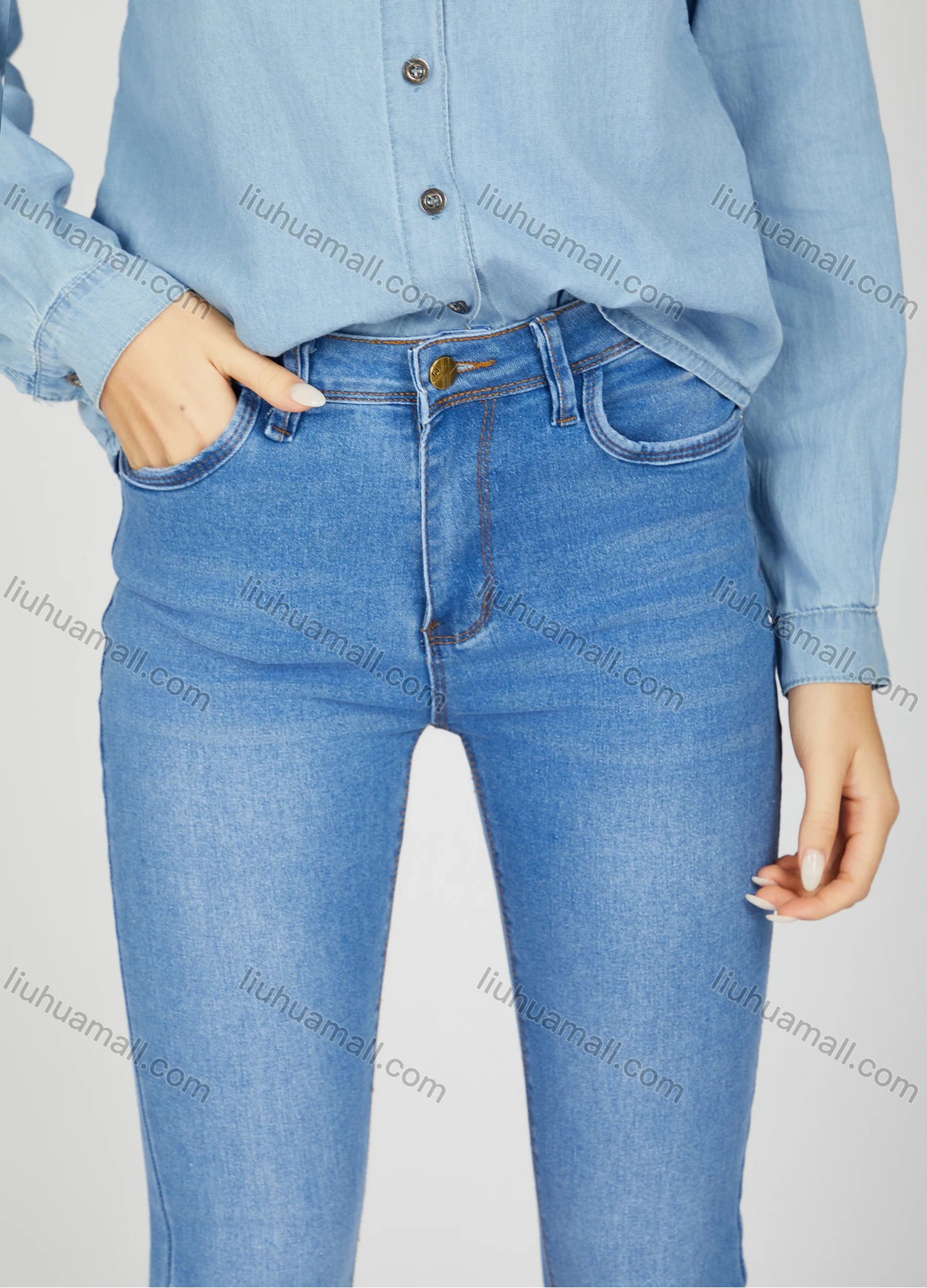 Wholesale Women's Casual Plain Patch Pocket Button Closure Skinny Fit Stretch Jean - Liuhuamall