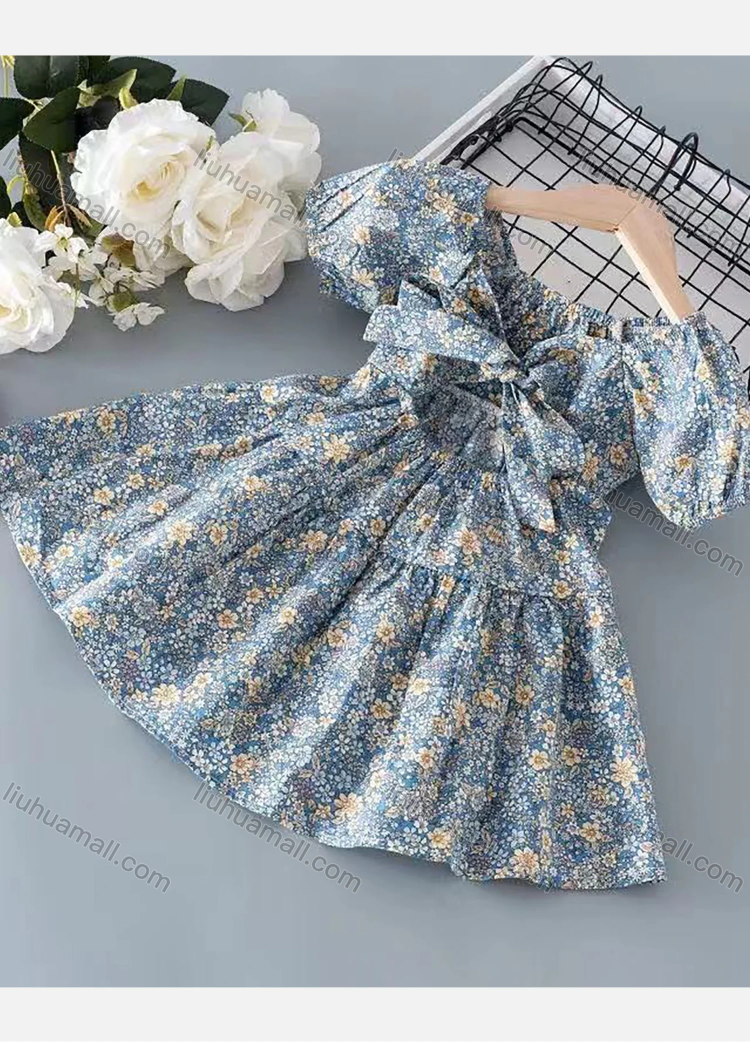 Wholesale Girls Lovely Crew Neck Ditsy Floral Ruched Lace Up Cut Out Back Ruffle Hem Short Sleeve Dress - Liuhuamall