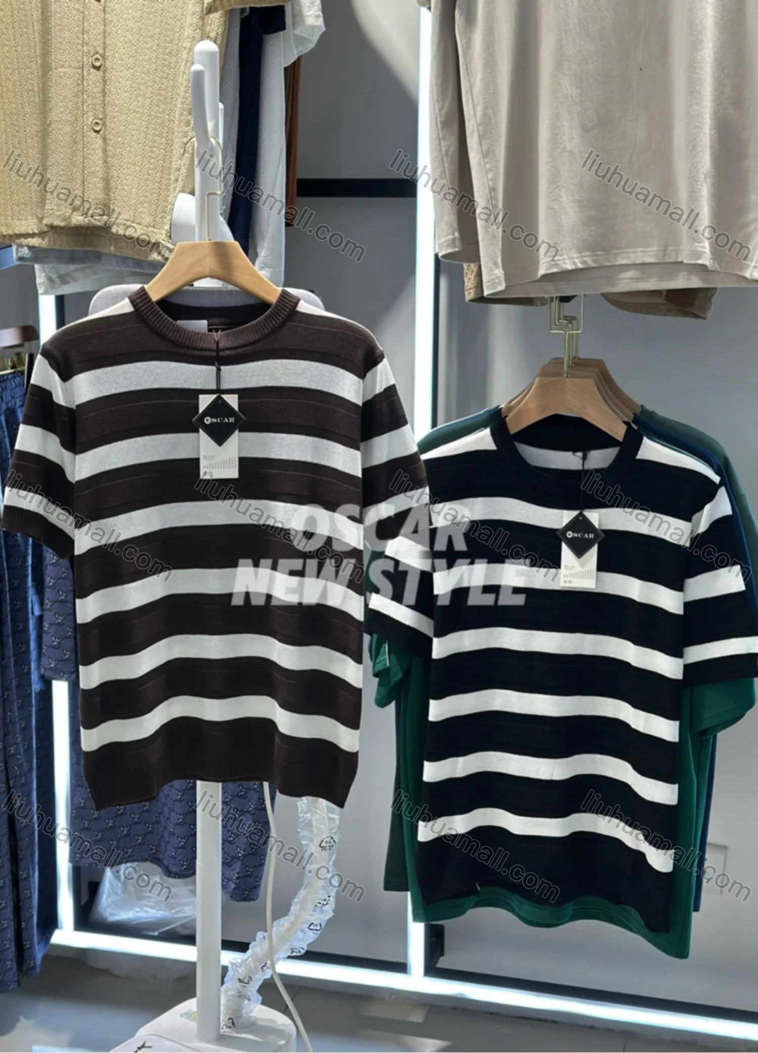 Wholesale Men's Striped Knit T-Shirt Casual Short Sleeve Design with Bold Horizontal Stripes 6904# - Liuhuamall
