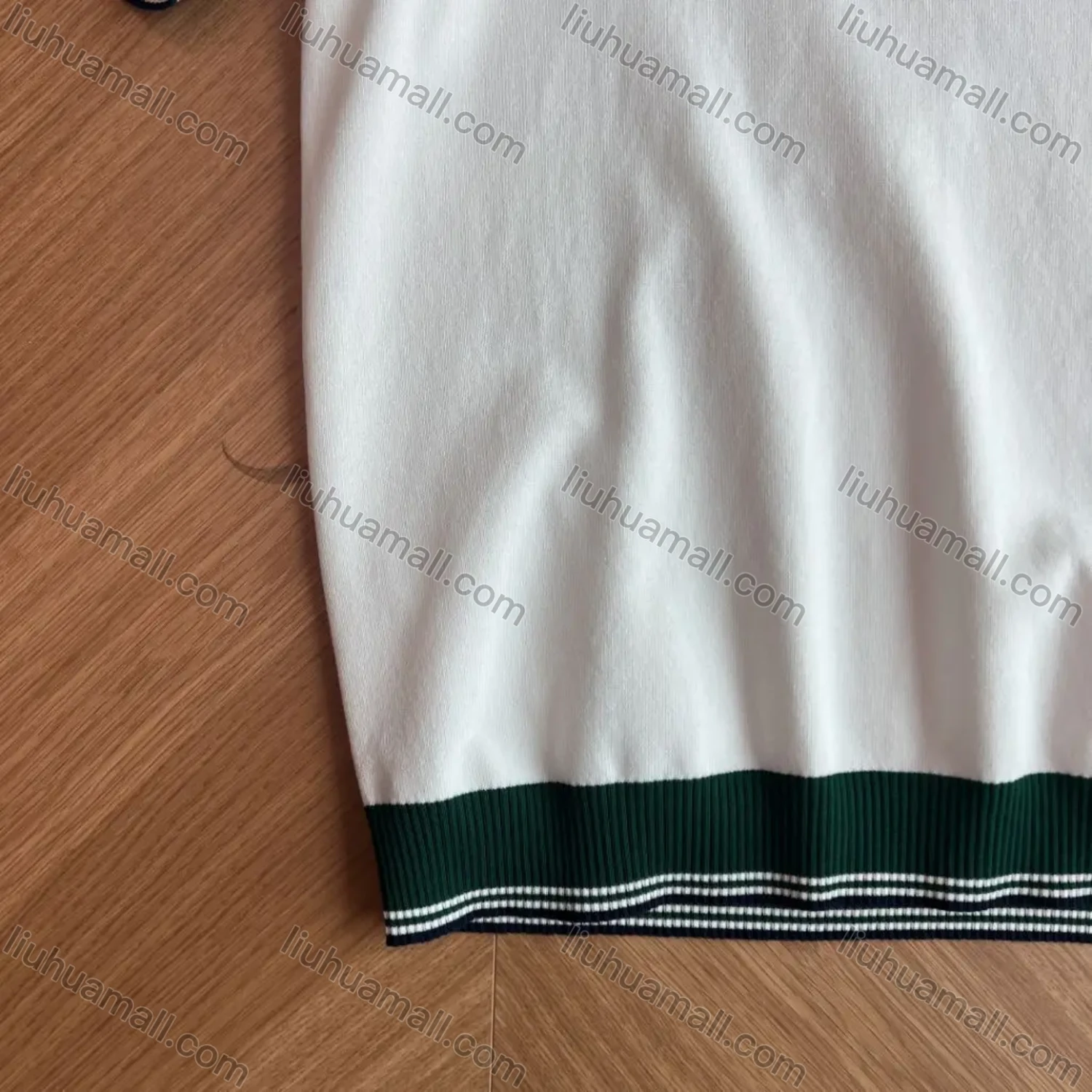 Wholesale Oscar Factory Casual Men's Striped Lapel Design Polo Shirt, Comfortable and Breathable, Knitted Fabric - Liuhuamall