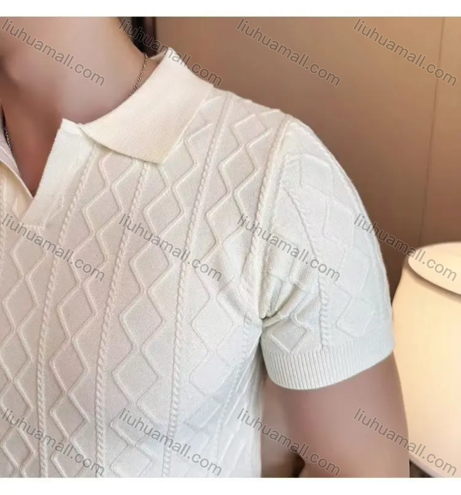 Wholesale Oscar factory men's comfortable short-sleeve polo shirt, knitted diamond-pattern top, warm and soft fabric. - Liuhuamall