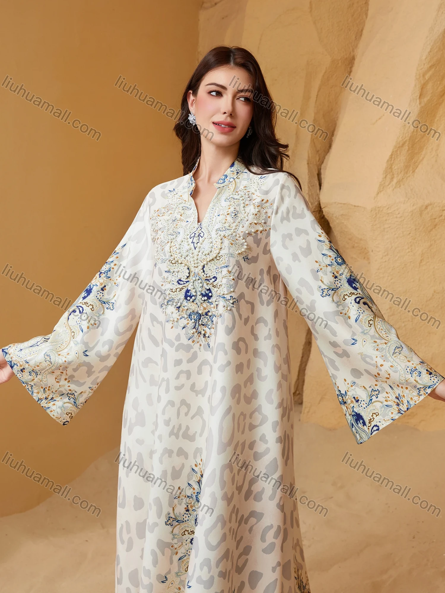 Wholesale Luxury Beaded & Pearl Embroidered Muslim Abaya, Dubai Style Flare Sleeve Modest Maxi Kaftan for Eid Ramadan - Liuhuamall