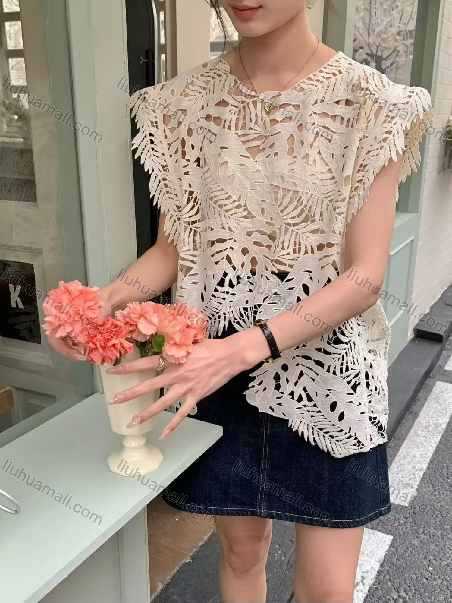 Wholesale Summer new loose blouse vest fashion jacket split horse sandwich water-soluble lace shirt hollow French vest - Liuhuamall