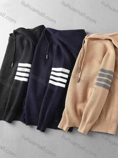 Wholesale Oscar Factory Men's Casual Knit Hoodie Top with Comfortable Soft Fabric and Pocket Design