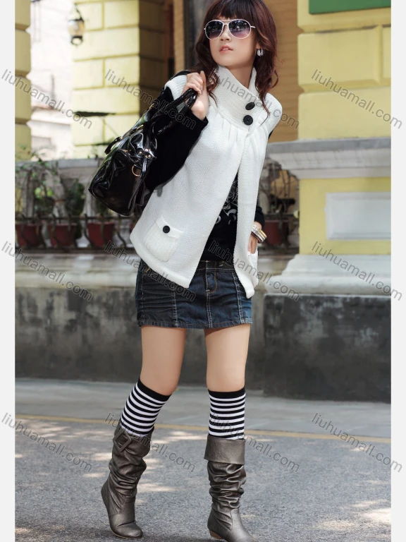 Wholesale Women's Casual Plain Button Cap Sleeve Pockets Cardigan