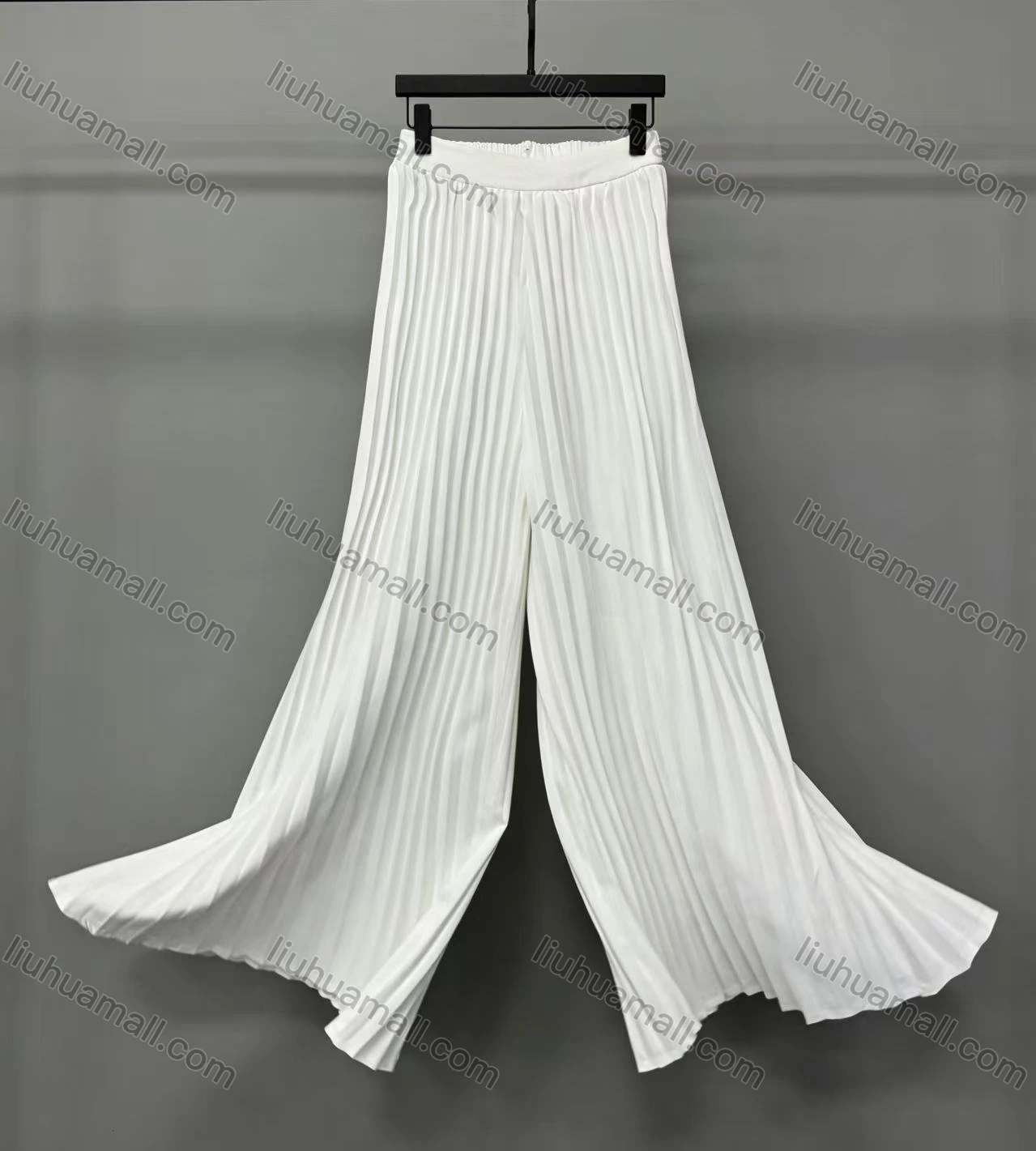 Wholesale Women's Fashion Pleated Wide-Leg Culottes