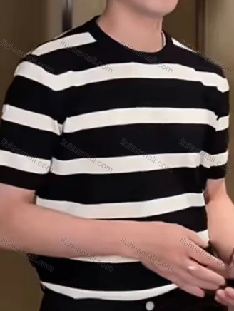 Wholesale Men's Striped Knit T-Shirt Casual Short Sleeve Design with Bold Horizontal Stripes 6904#, Guangzhou Clothing Wholesale Market & Suppliers - LIUHUAMALL
