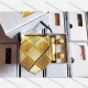 Wholesale Men's Fashion Argyle Colorblock Print Tie & Pocket Square & Cufflinks Sets Gold Clothing Wholesale Market Liuhua