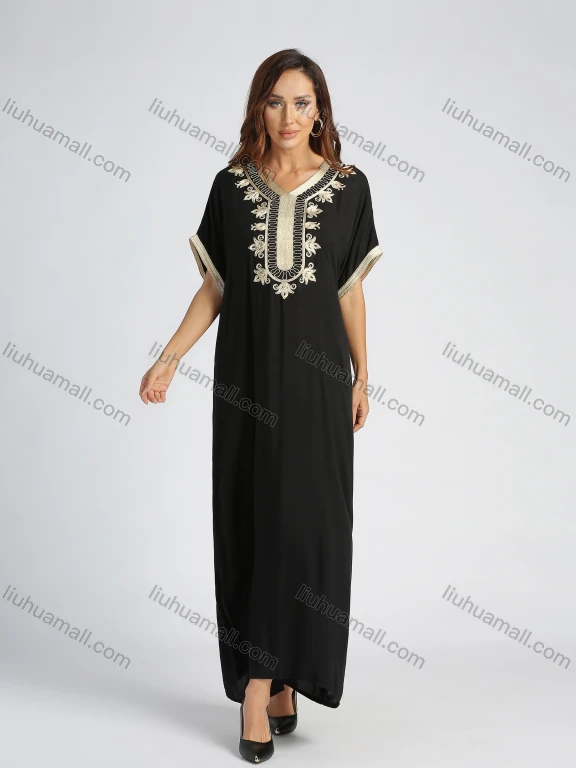 Wholesale Women's Batwing Sleeve Vintage Embroidered Maxi Kaftan