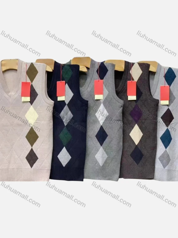 Wholesale Men's Casual Diamond Print V Neck Sweater Vest