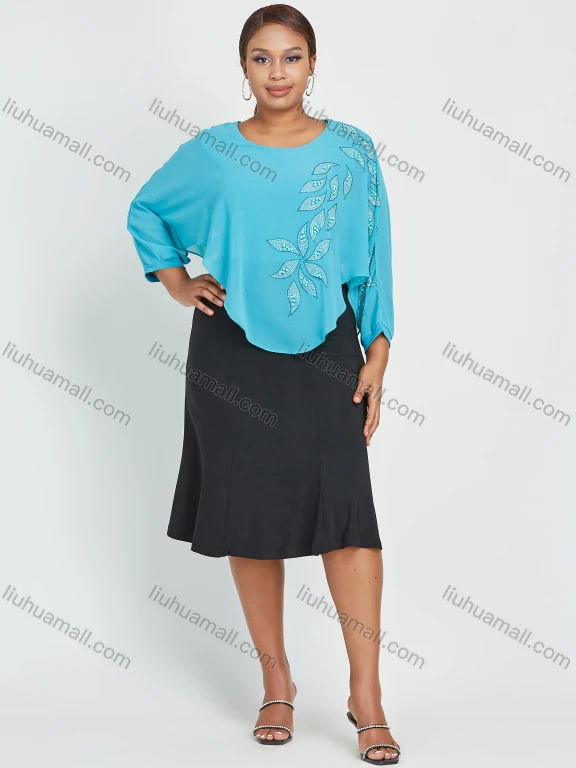 Wholesale Women's Plus Size Chiffon Round Neck 3/4 Sleeve Curved Hem Rhinestone Top With 2 Piece Set