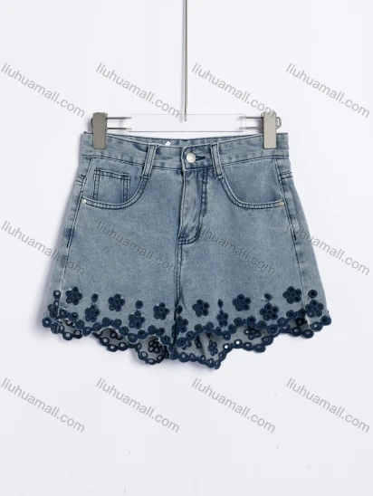Wholesale Women's Casual Embroidered Floral Hem Denim Shorts #JQ03