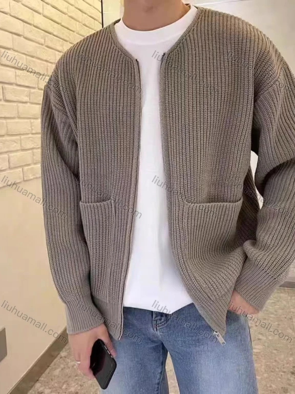 Wholesale Oscar Factory Men's casual knit crew neck zip jacket with comfortable soft fabric and pocket design