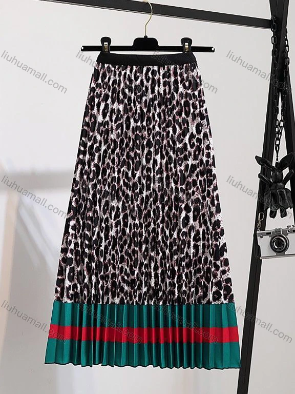 Wholesale Women's Leopard Elastic Waist High Waist Ruched Maxi Skirt