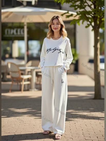 Wholesale Women's Cropped Sweatshirt w/ Artistic Handwritten Graphic, Soft Comfortable Fabric - Perfect for Retailers