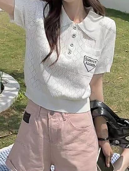 Wholesale Women's Casual Collared Button Front Patch Pocket Short Sleeve Polo Shirts 1052#