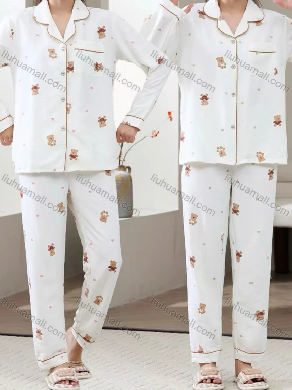 Wholesale Women's Soft Cartoon Heart Lapel Button Down Patch Pocket Long Sleeve Lounge Pajamas 2 Piece Set 619-4#