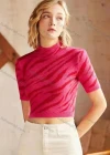 Wholesale Women's Casual Mock Neck Short Sleeve Tiger Print Crop Knit Top - Liuhuamall