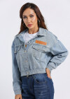 Wholesale Women's Fashion Plain Label Button Down Flap Pockets Crop Denim Jacket - Liuhuamall