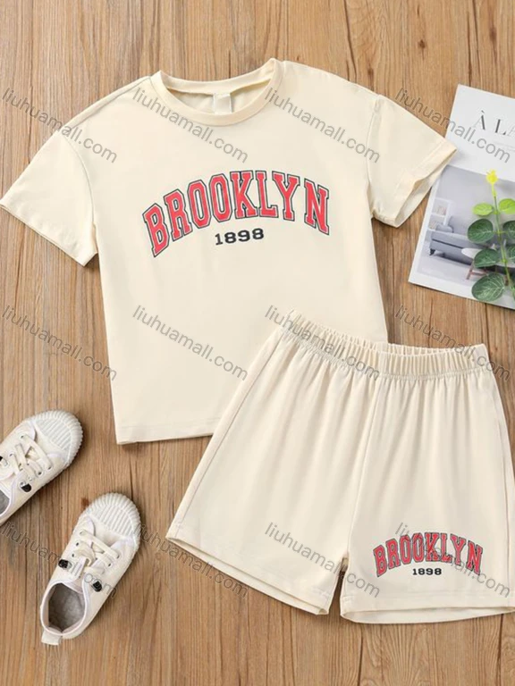 Wholesale Girls Casual Letter T-shirt & Elastic Waist Shorts Set