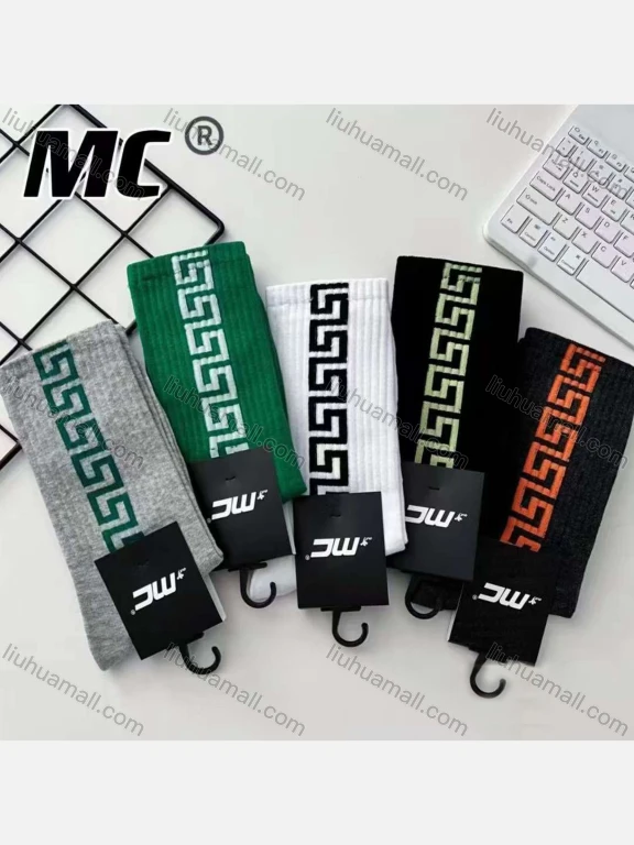 Wholesale Men's Athletic Geometric Print Crew Socks Thick Basketball Socks(10 Piece of Pack)