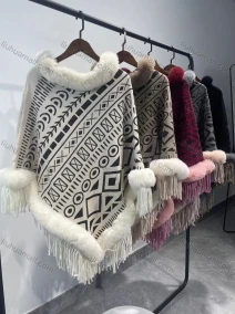 Wholesale Women's Vintage Casual Fuzzy Collar Tribal Print Tassel Cape, LIUHUA CLOTHING WHOLESALE