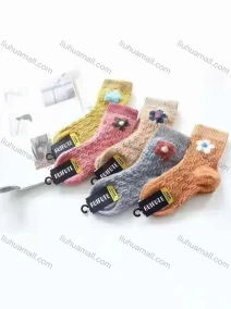 Wholesale Kid's Comfy Floral Print Crew Medium Coral Velvet Socks (10 pairs of socks in one package), LIUHUA CLOTHING WHOLESALE
