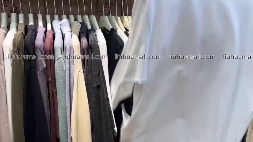 Sweater and Sweatshirt in stock—comfortable and affordable!